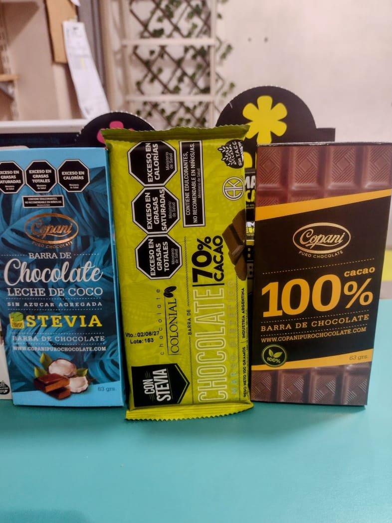 variedad de chocolates sin azucar